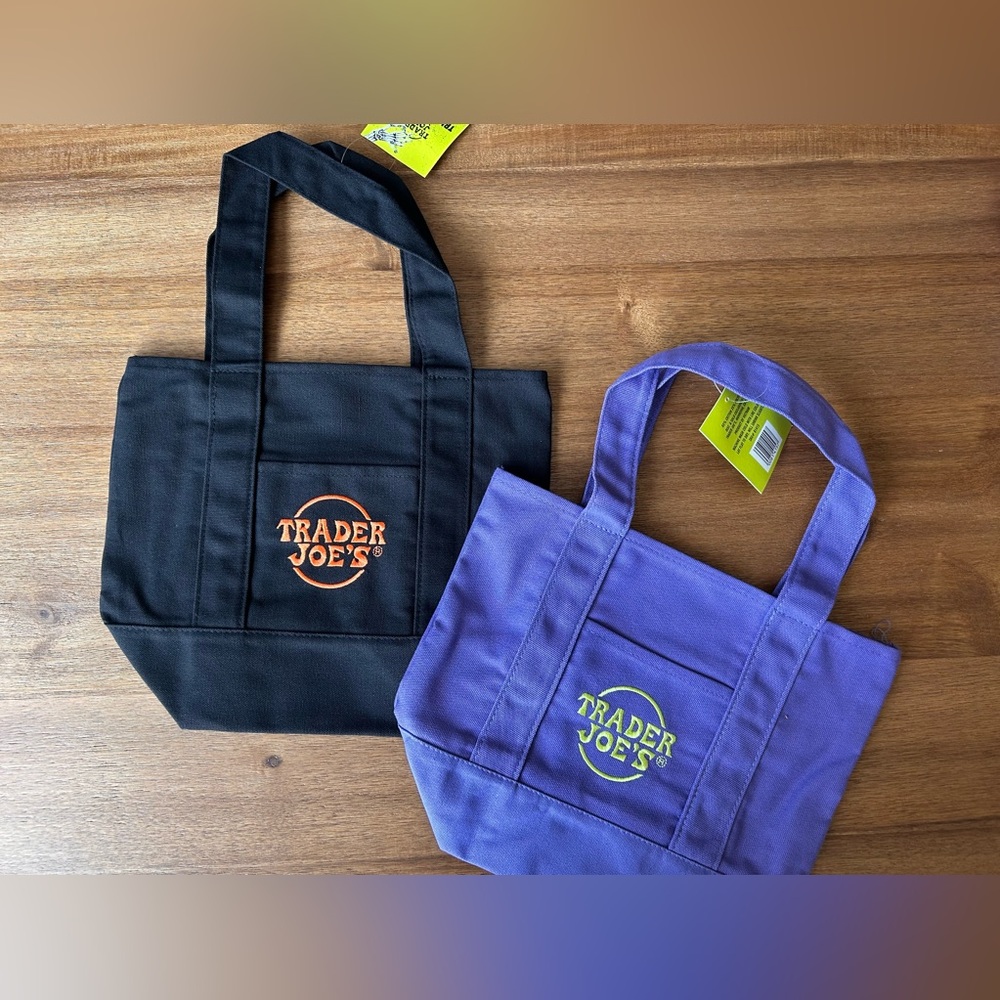 NWT Trader Joe’s Halloween Mini Tote Bags Set of Two [Black & Purple]